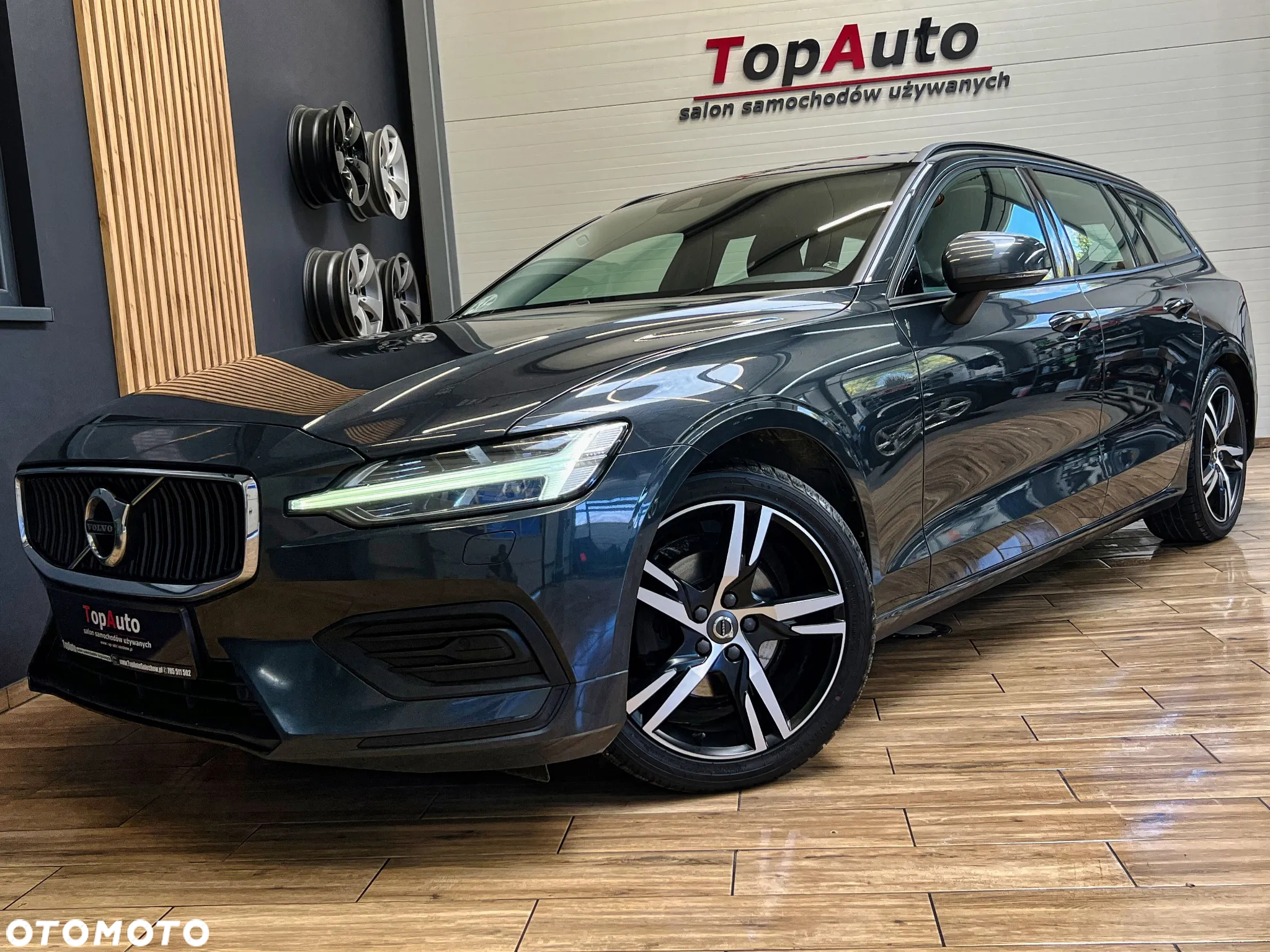 Volvo V60 D4 Momentum - 15