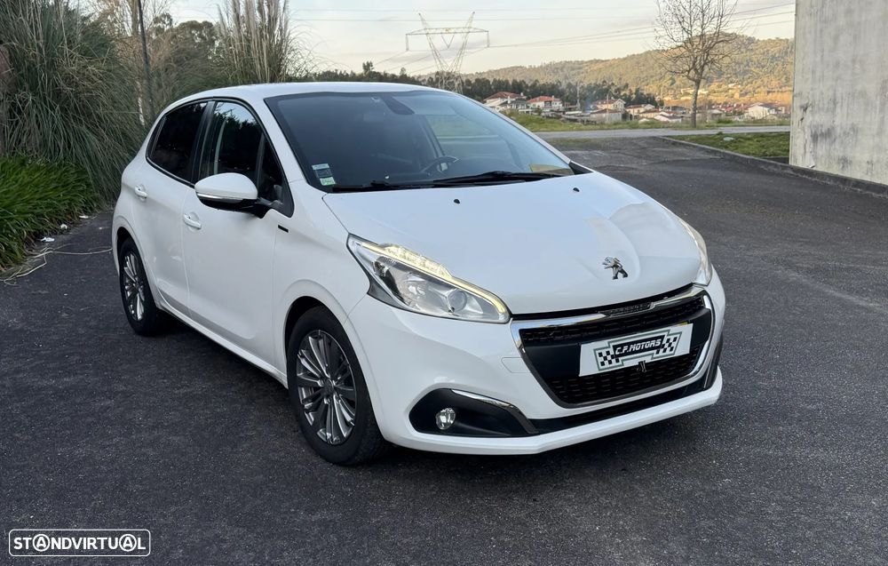 Peugeot 208 1.5 BlueHDi Signature - 3