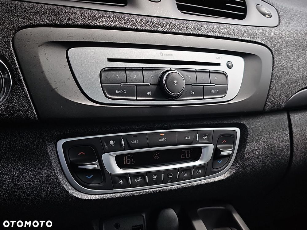 Renault Scenic - 22
