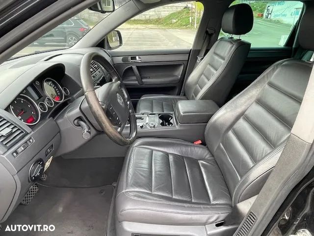 Volkswagen Touareg 2.5 TDI R5 Aut. - 9