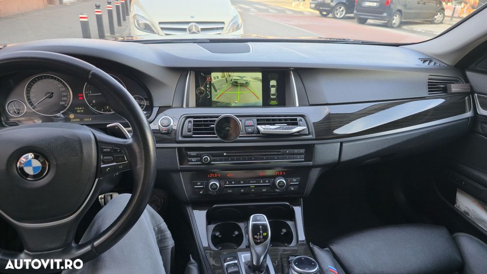 BMW Seria 5 525d xDrive - 15