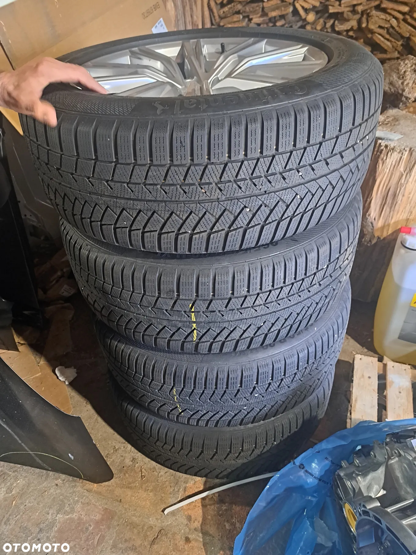 Koła zimowe Felgi Aluminiowe Audi Q8 20 Cali 265/50R20 111H XL 4M8601025T E-8.5Jx20H2 ET 20 DOT 1720 2020 Rok Continental WinterContact TS 850P 265/50R20 H XL 111H - 2