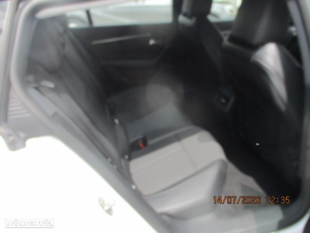 Peugeot 508 BlueHDi 130 Active — fotografia 11