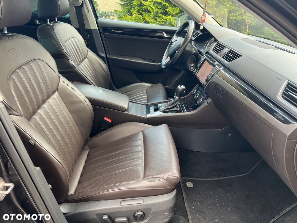Skoda Superb 2.0 TDI DSG L&K - 33
