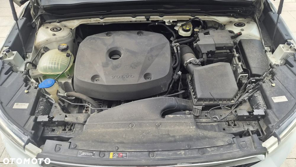 Volvo XC 40 T4 Momentum - 9