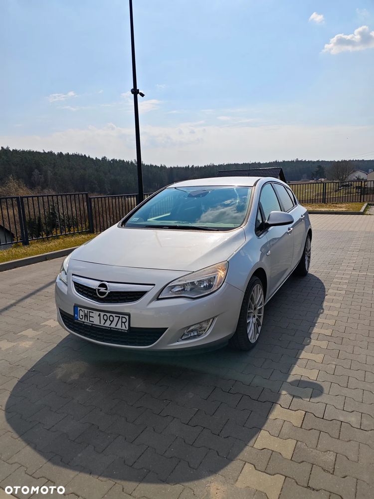 Opel Astra 1.4 Turbo - 1