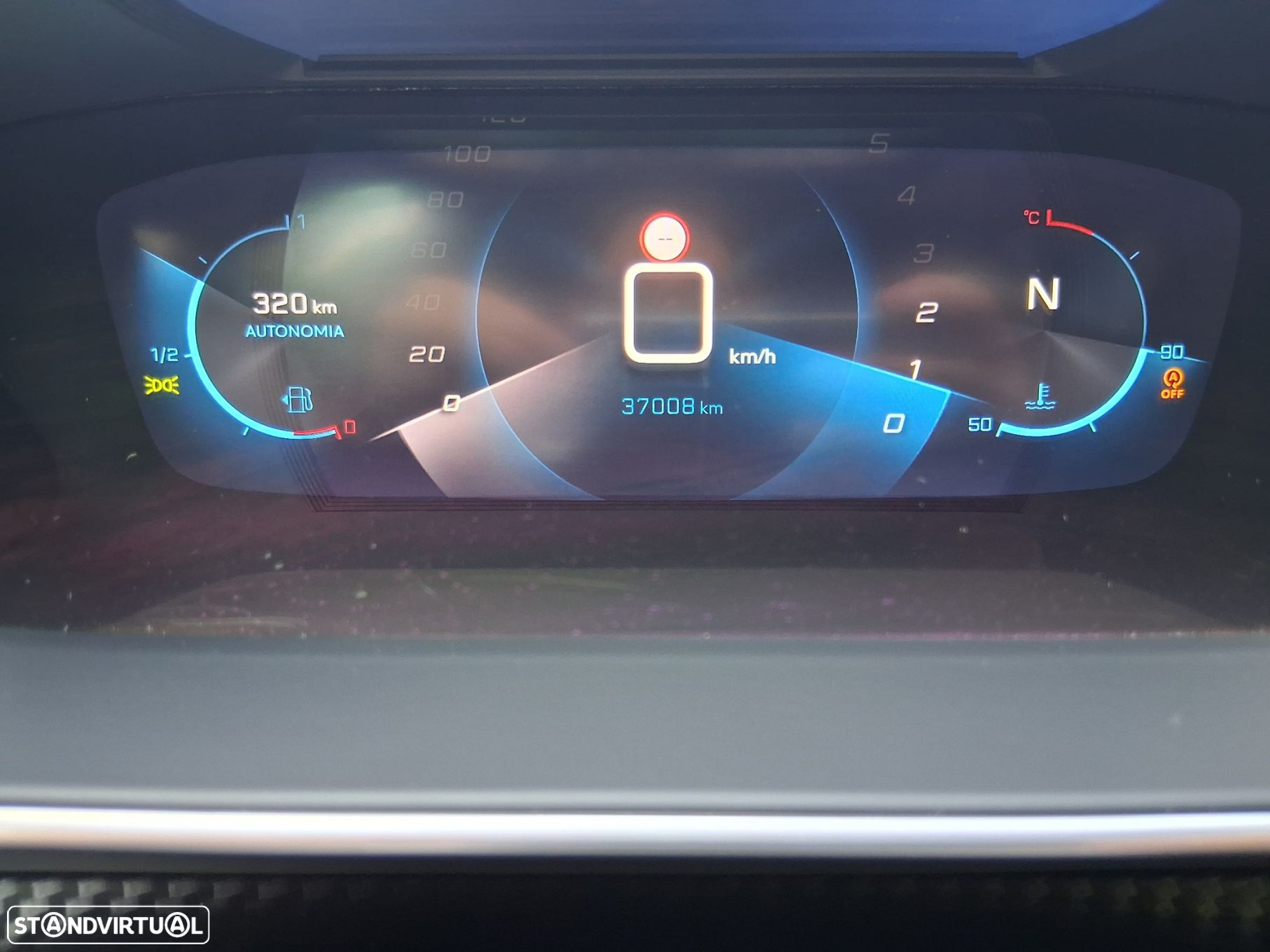 Peugeot 2008 1.2 PureTech GT Line EAT8 - 31