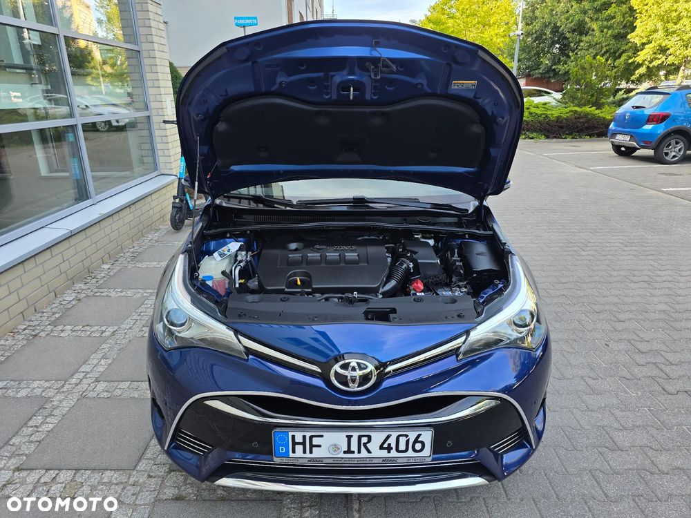 Toyota Avensis - 11