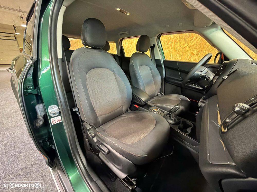 MINI Countryman Cooper D ALL4 Auto - 24