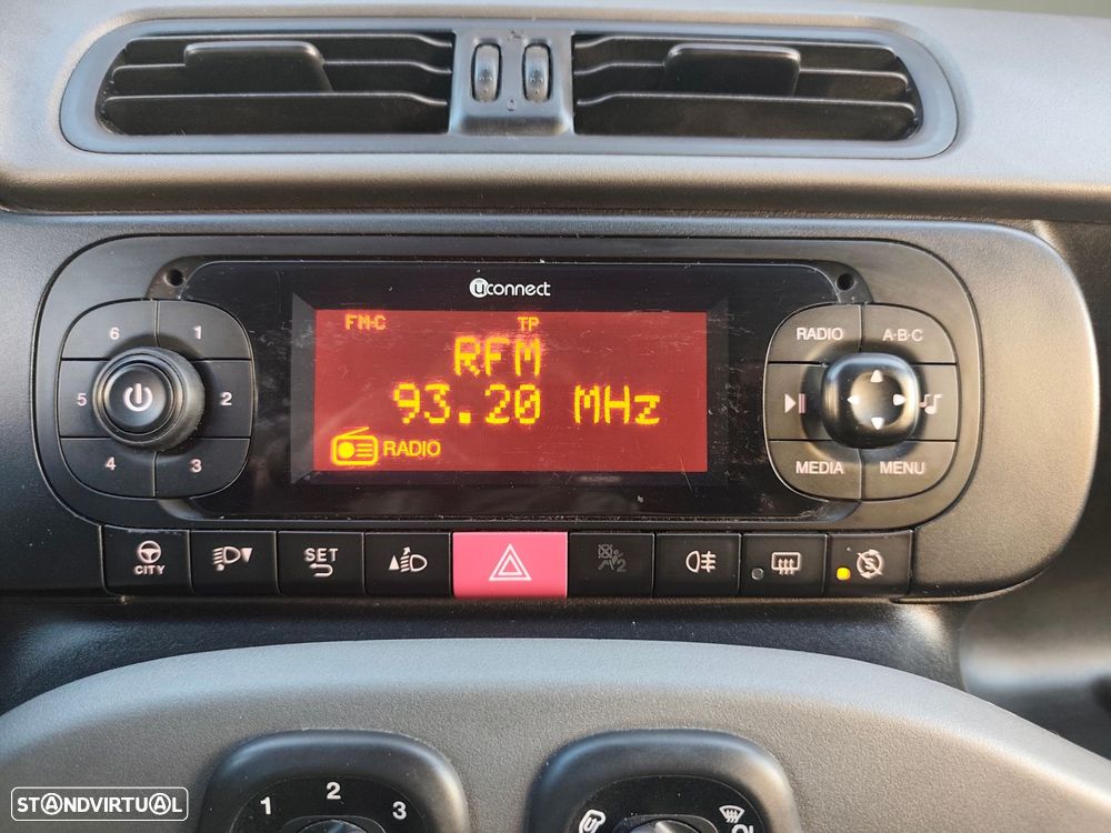 Fiat Panda 1.2 Lounge S&S - 24