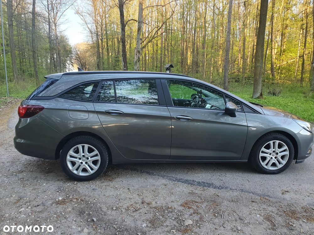 Opel Astra - 4