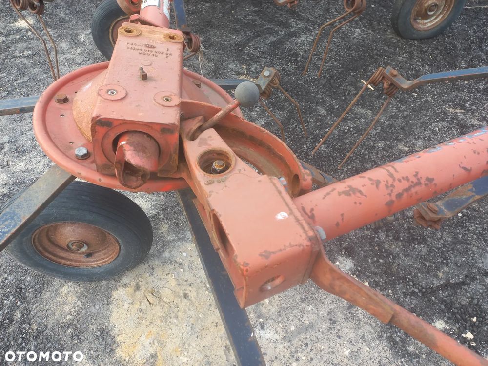 Deutz Fahr części przewracarki KH500,obudowa,przekładnia,wałek,gwiazda,koło zębate,kh400,piasta - 5