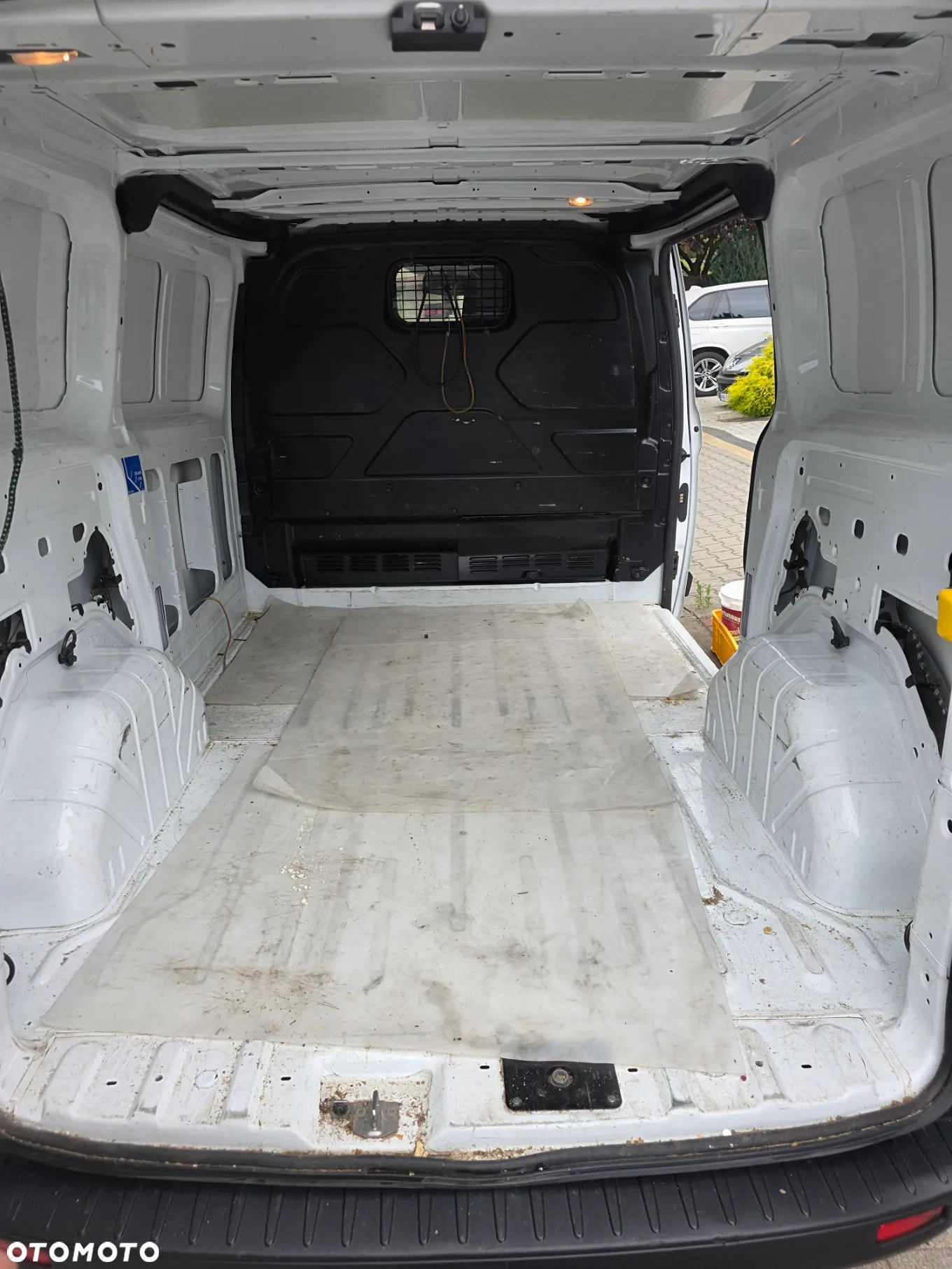 Ford Transit Custom - 10