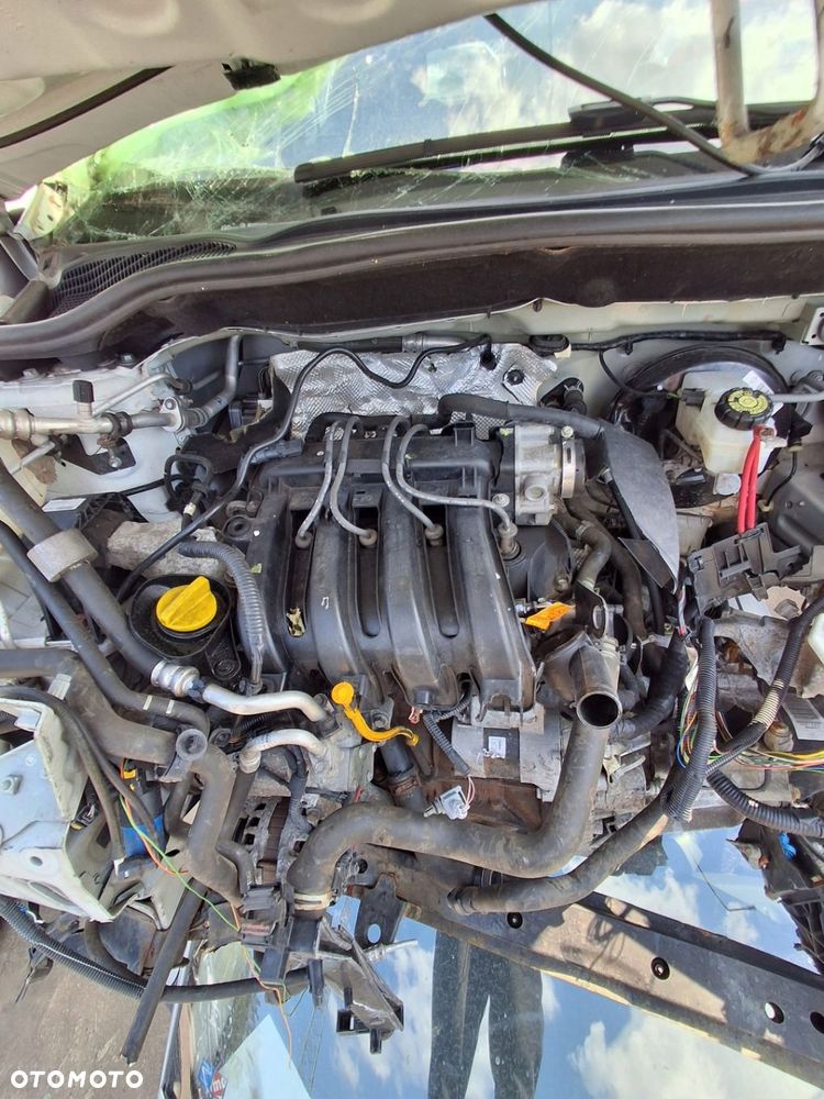 RENAULT CLIO IV HB 2013 silnik 1.2 V16 75KM D740 SŁUPEK - 1