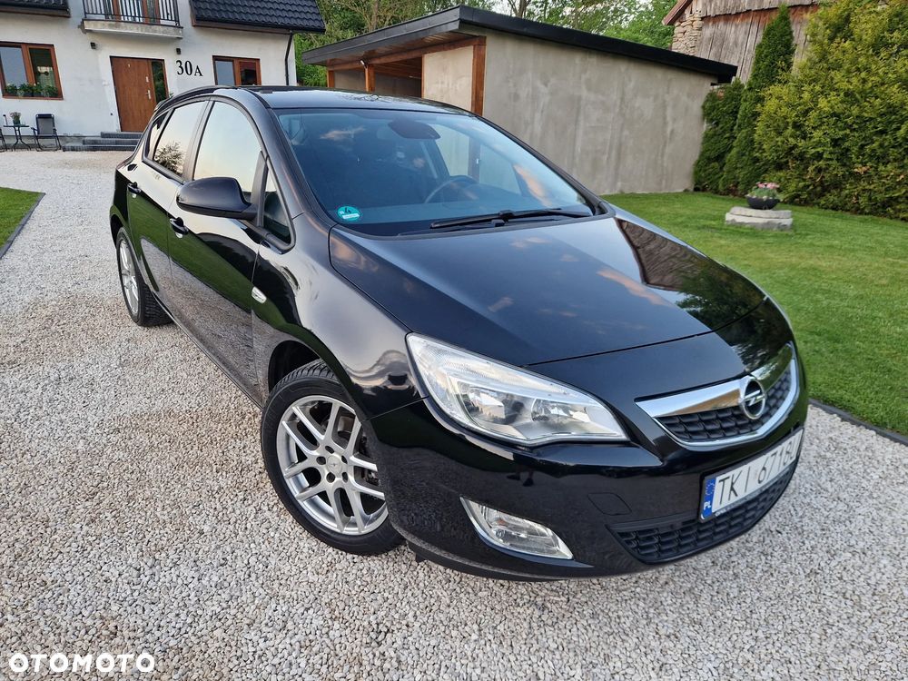 Opel Astra 1.6 NAVI - 23