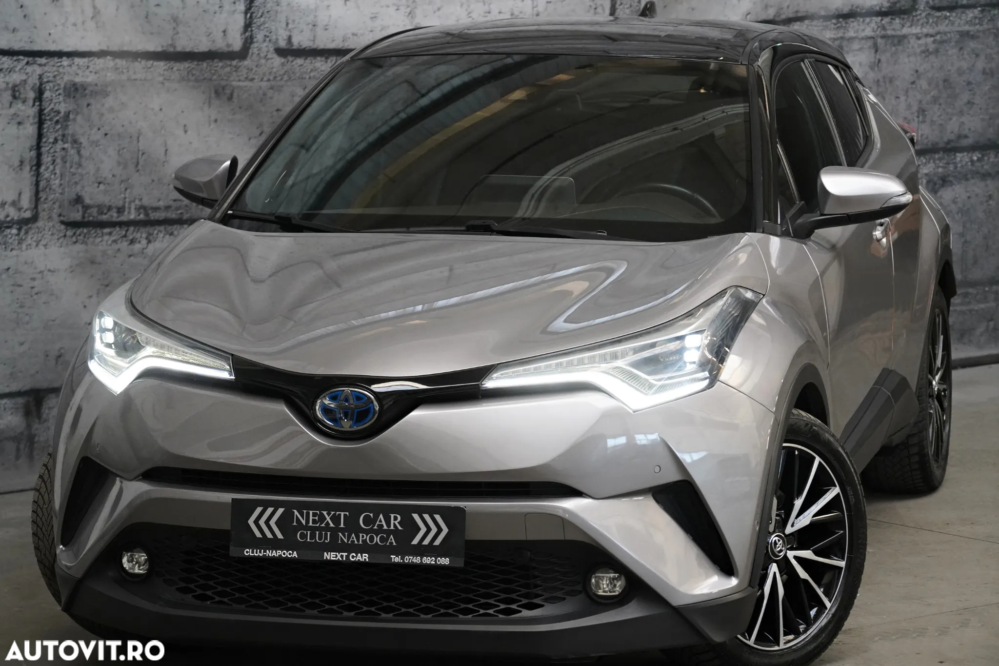 Toyota C-HR 1.8 HEV 140 CP 4x2 CVT Exclusive - 2