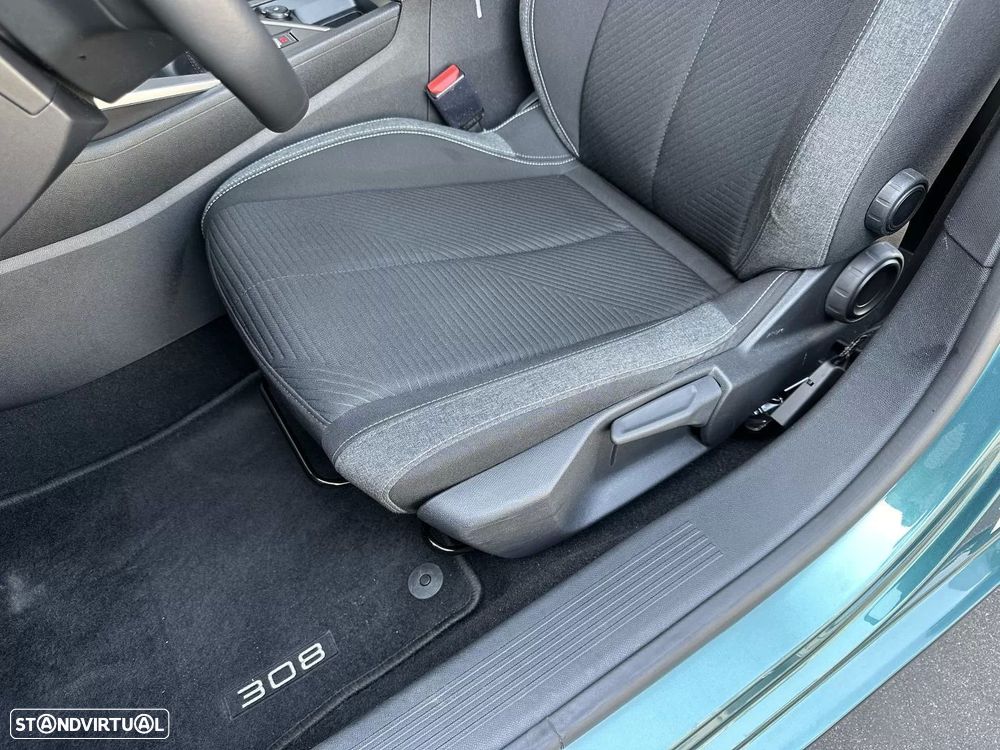Peugeot 308 SW 1.2 PureTech Allure - 46