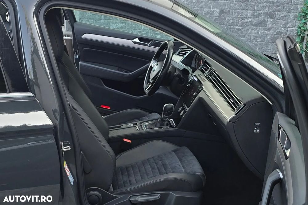 Volkswagen Passat 2.0 TDI DSG Highline - 16