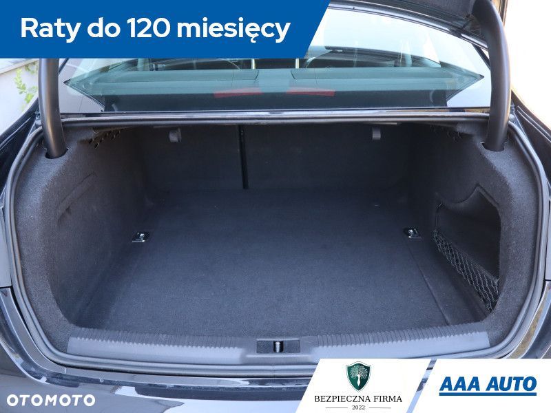 Audi A4 Limousine - 16
