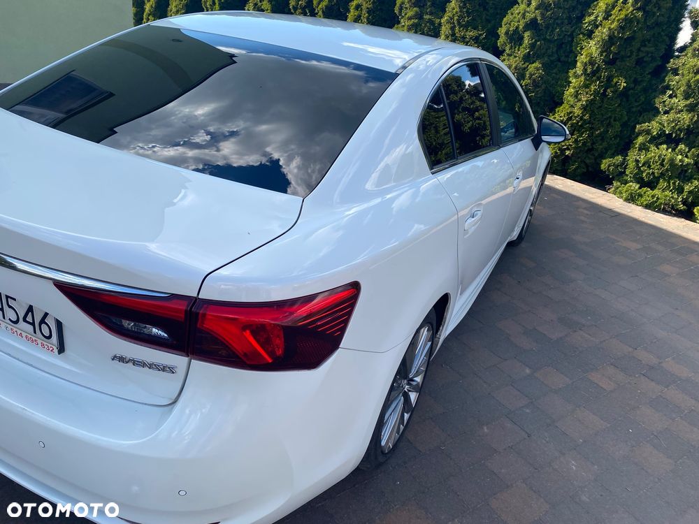 Toyota Avensis 2.0 D-4D Premium - 7