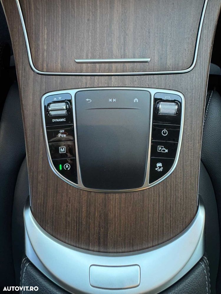 Mercedes-Benz GLC - 25