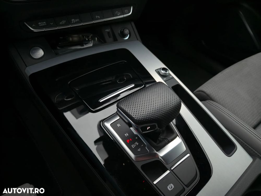 Audi Q5 50 TFSIe quattro S tronic S line - 19