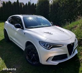 Alfa Romeo Stelvio V6 2.9 Bi-Turbo AT8-Q4 Quadrifoglio