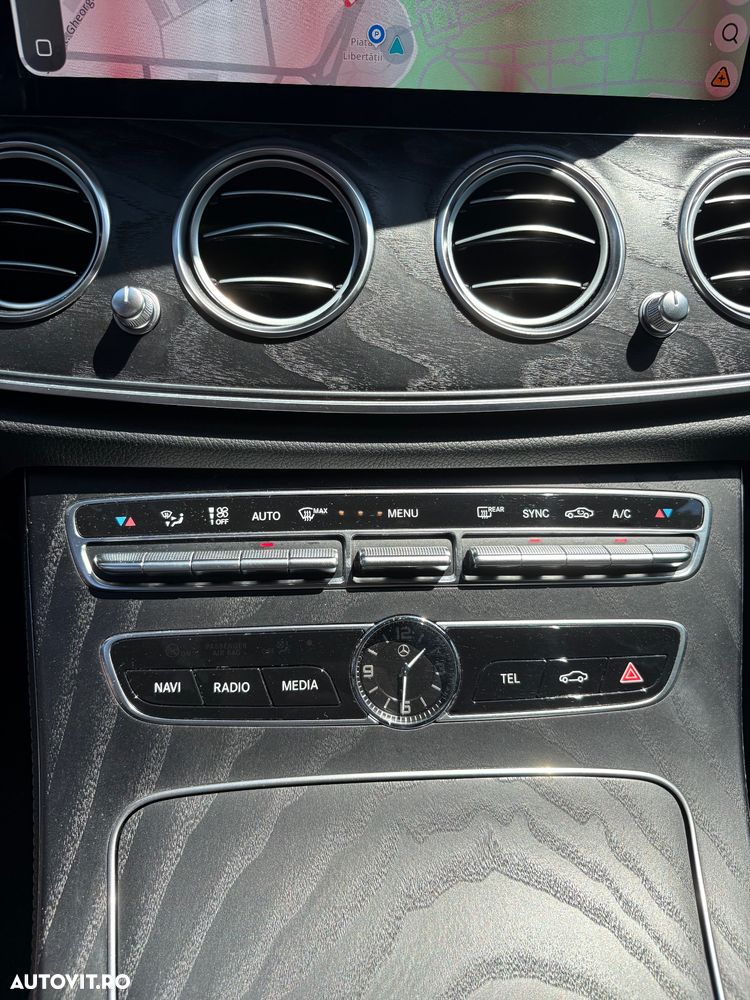 Mercedes-Benz E 200 4MATIC Aut. - 21