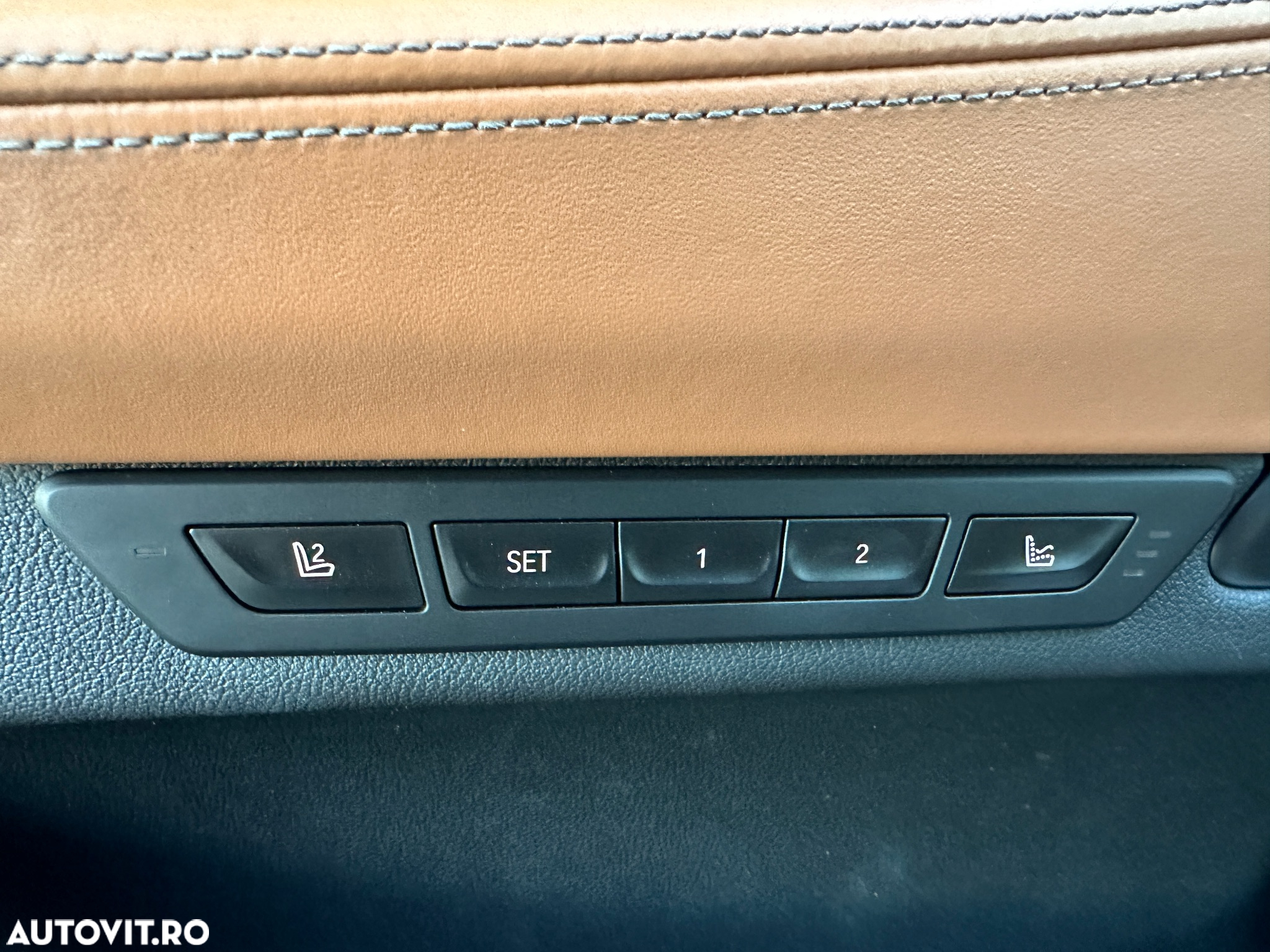 BMW Seria 7 730d xDrive MHEV - 22