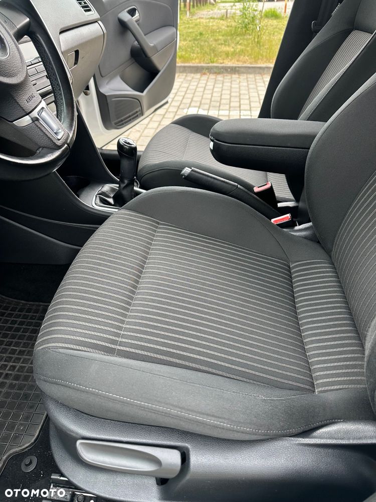 Volkswagen Polo 1.2 TSI Blue Motion Technology Highline - 30