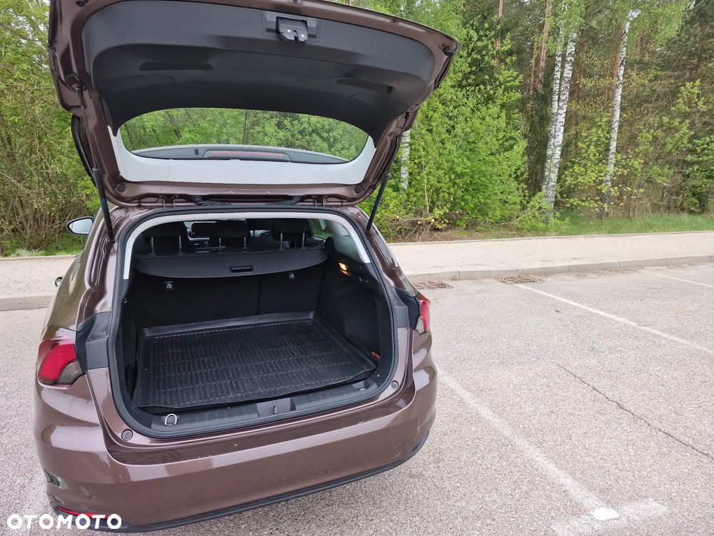 Fiat Tipo 1.4 T-Jet 16v Easy - 5
