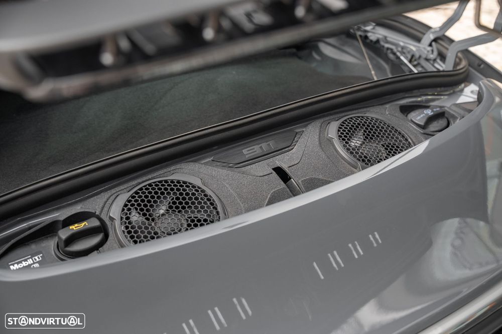 Porsche 911 (992) Carrera 4 GTS - 42