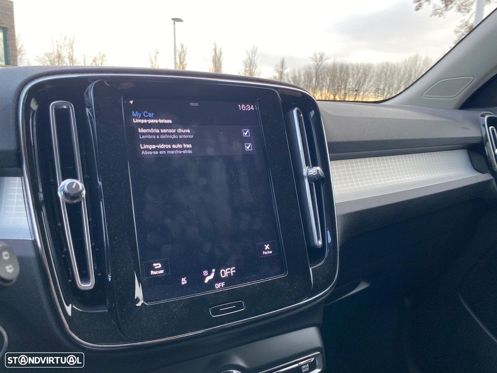 Volvo XC 40 1.5 T5 PHEV Momentum Plus - 26