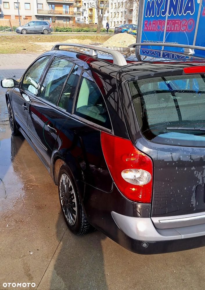 Renault Laguna 2.0 DCi Confort Dynamique - 4