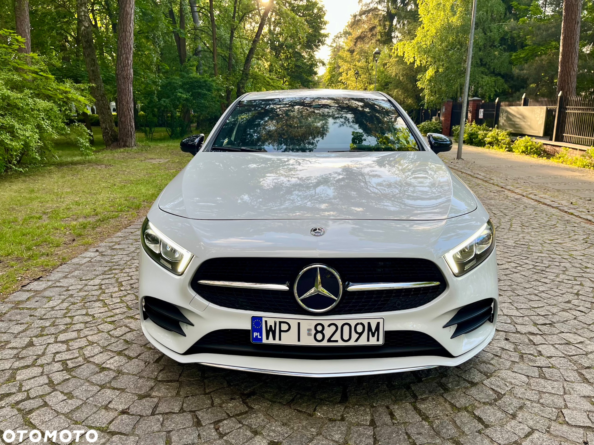 Mercedes-Benz Klasa A 250 e 8G-DCT AMG Line Advanced Plus - 5