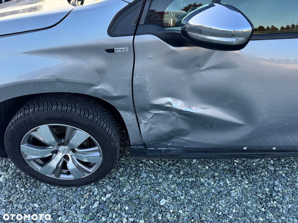 Peugeot 2008 PureTech 82 Style - 7