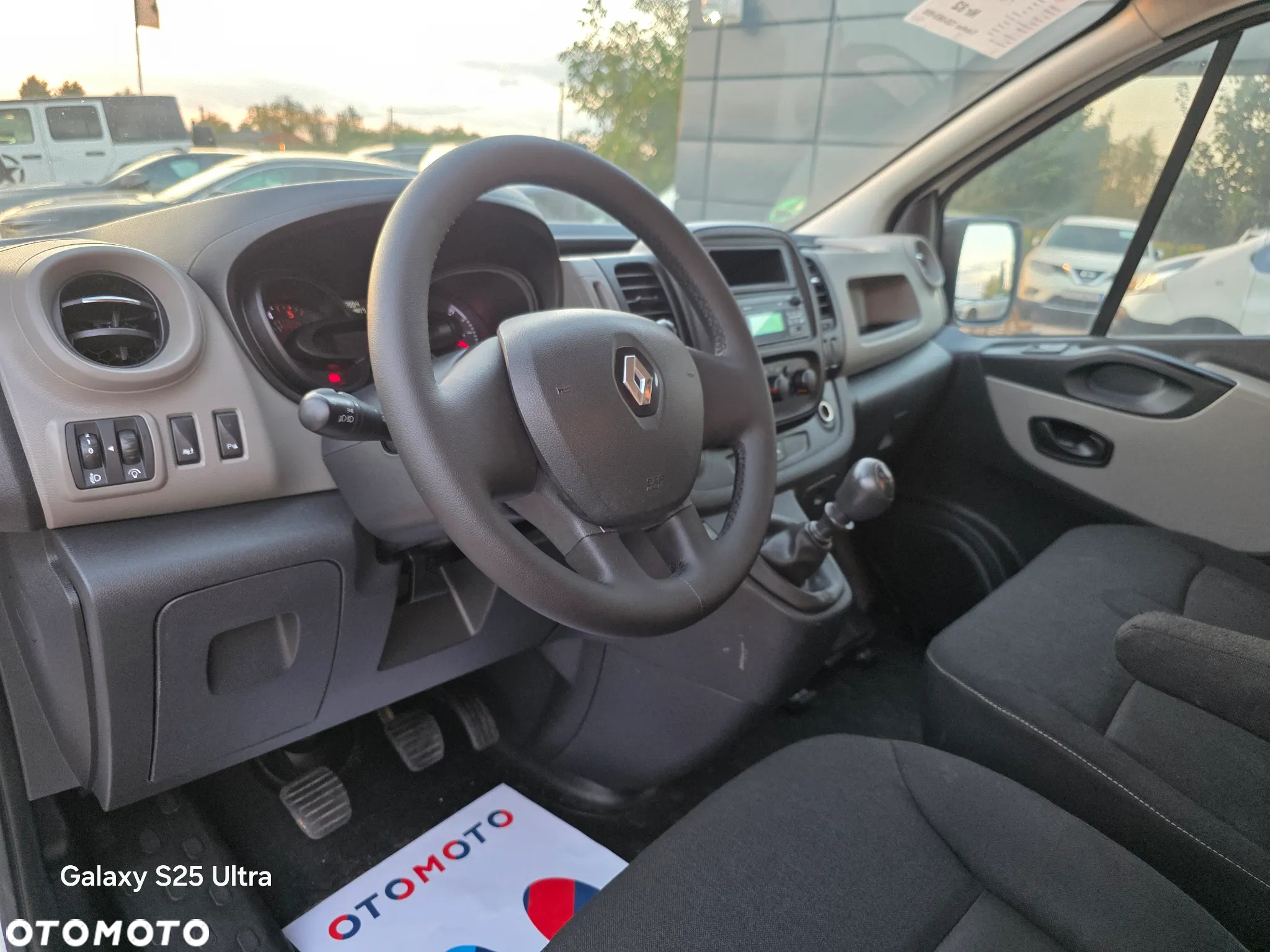 Renault Trafic - 30