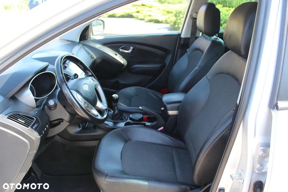 Hyundai ix35 2.0 CRDi 4WD Premium - 17