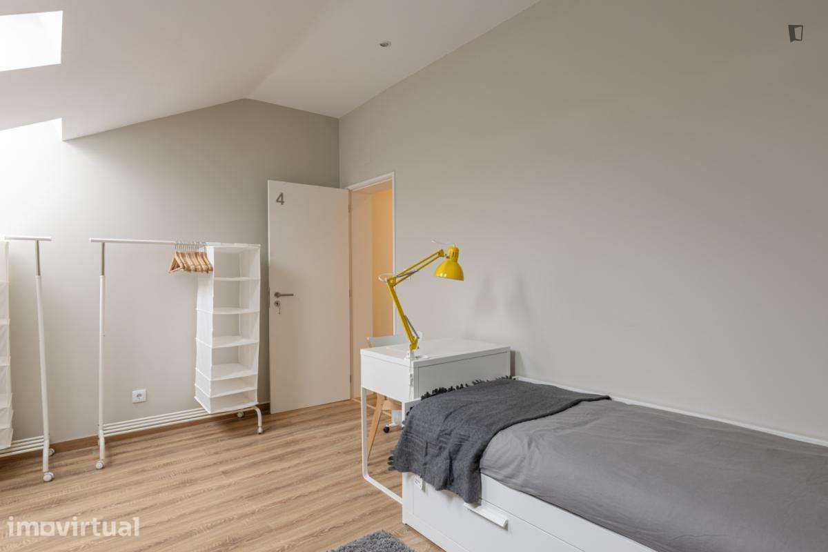 Quarto - localizado em Alvalade Lisbon - Grande imagem: 3/21