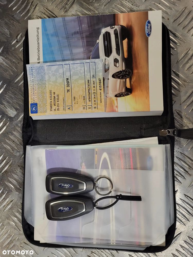 Ford Kuga - 20