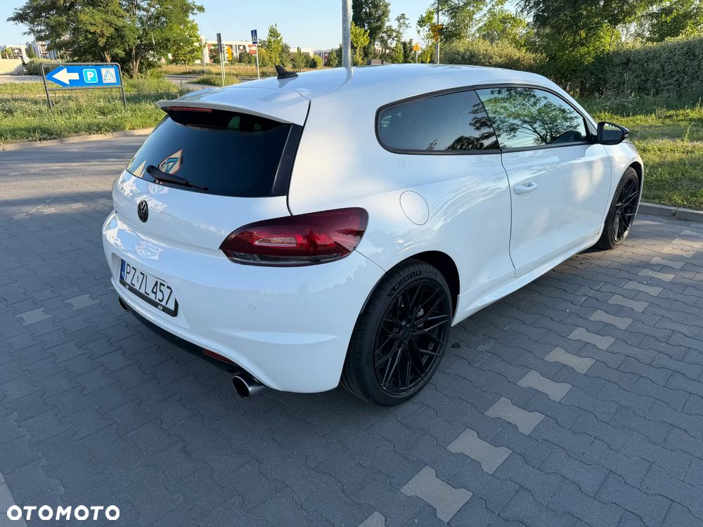 Volkswagen Scirocco - 8