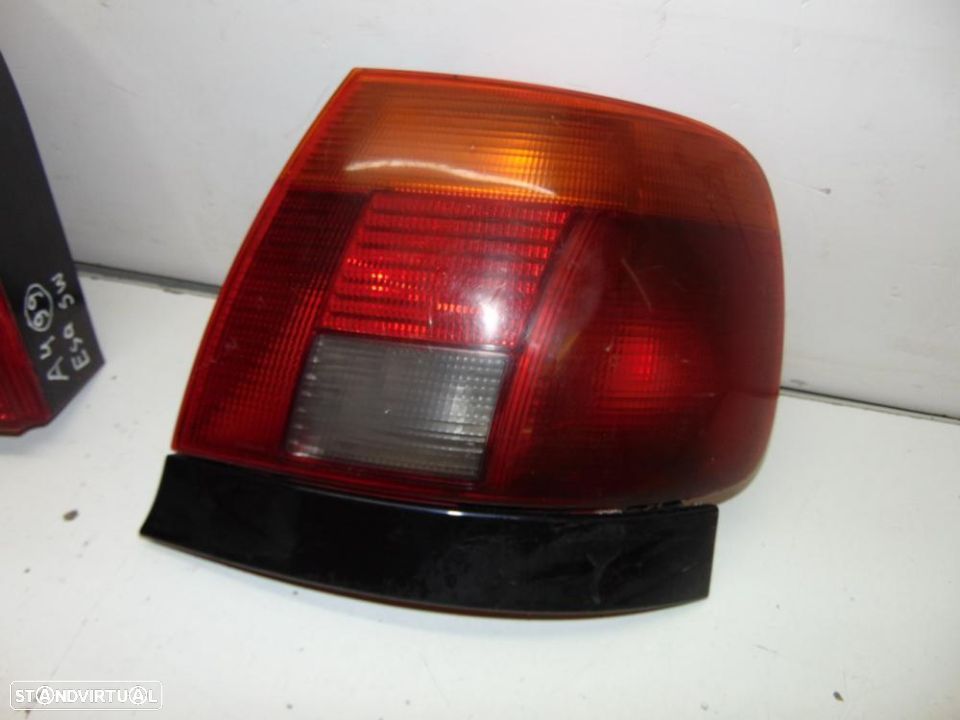 Audi A4 carrinha farolim - 4