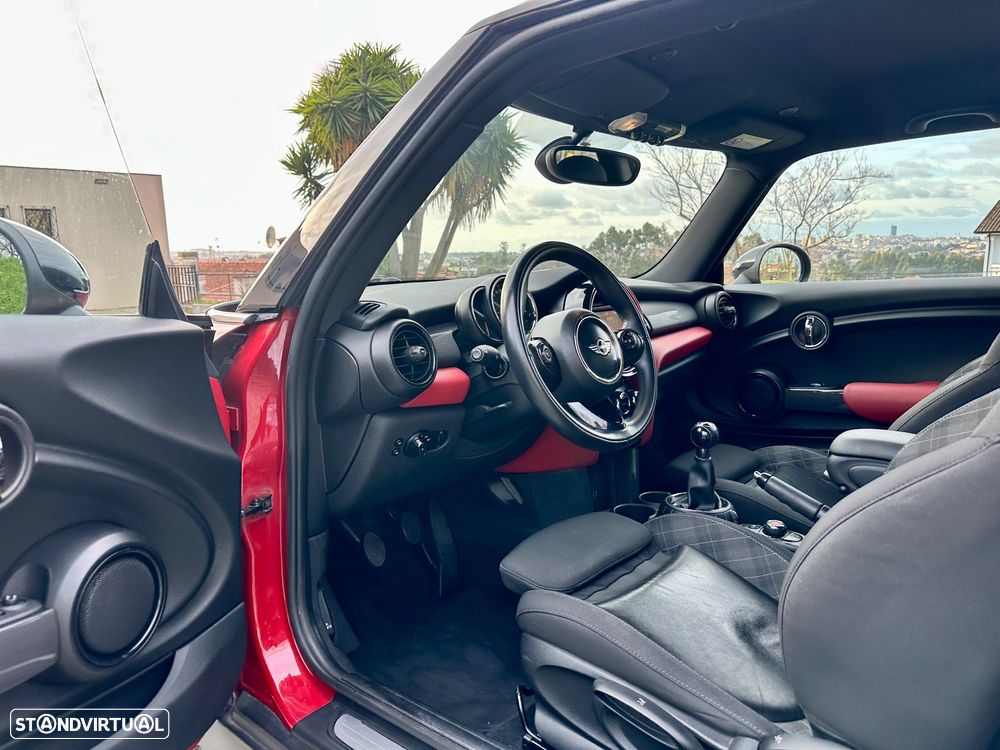 MINI 3 Portas Cooper D - 21