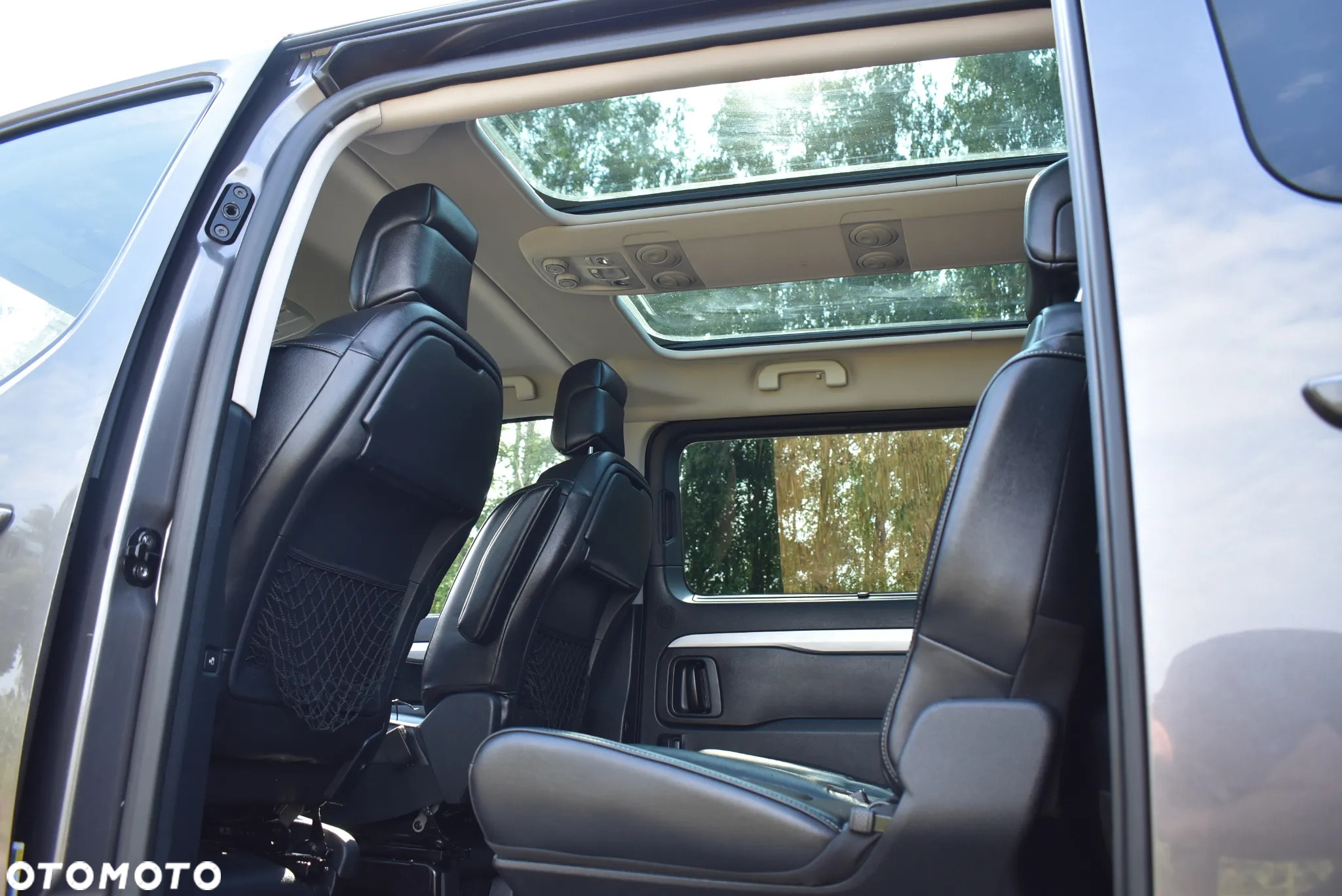 Peugeot Traveller 2.0 BlueHDi Standard Business Vip - 22