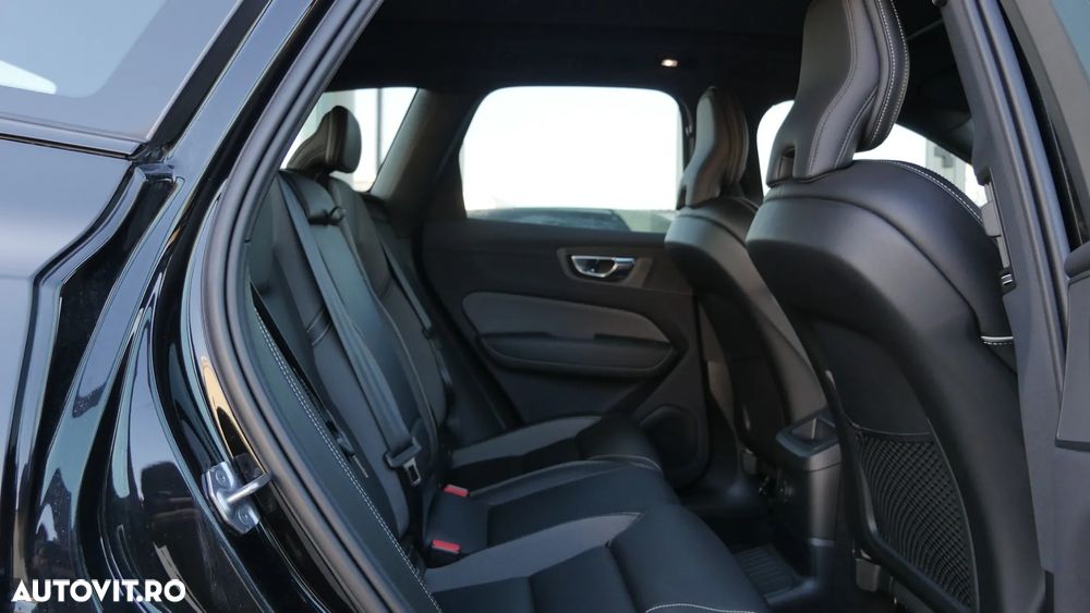 Volvo XC 60 T6 AWD Recharge Geartronic RDesign - 24