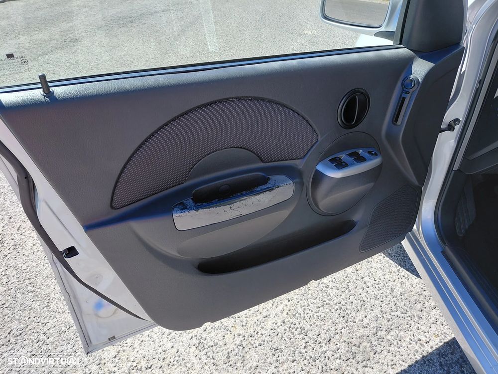 Chevrolet Kalos 1.2 SE AC - 15