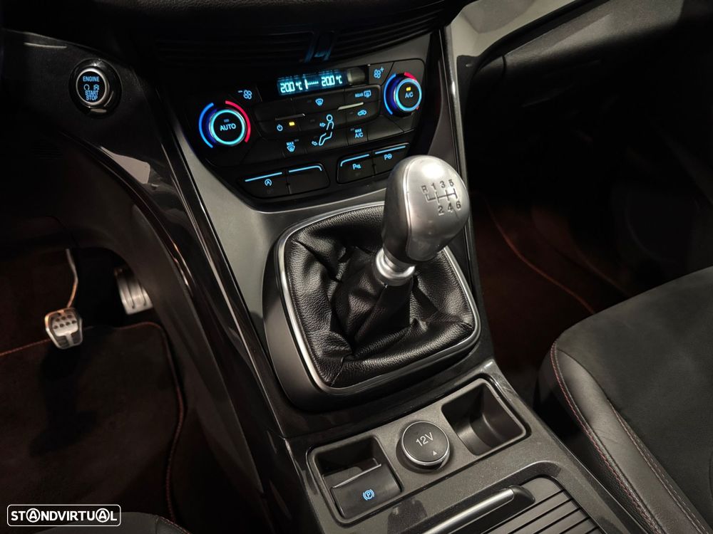 Ford Kuga 1.5 TDCi ST-Line Limited Edition - 39