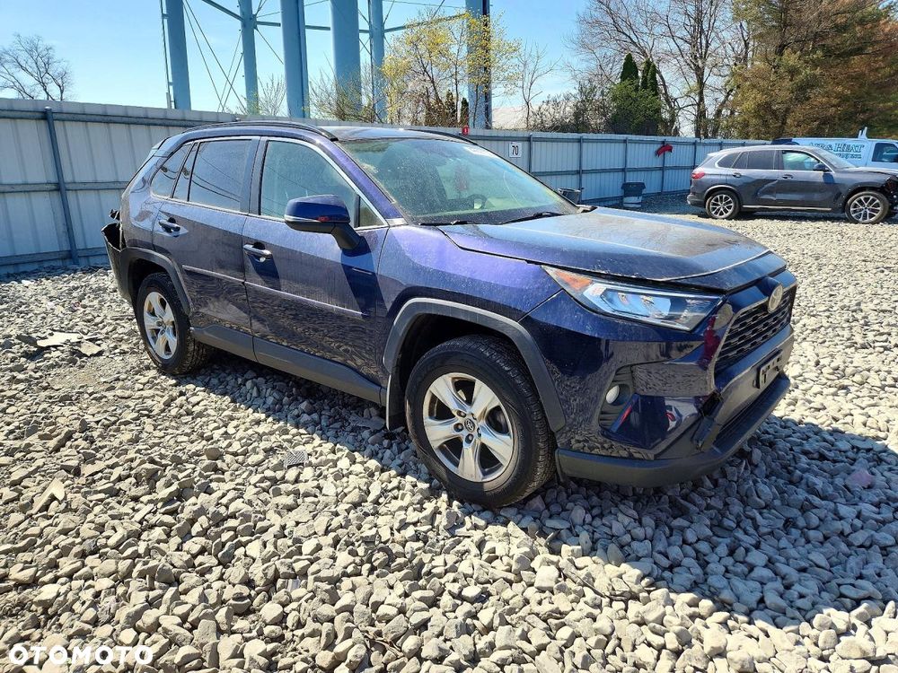 Toyota RAV4 - 5