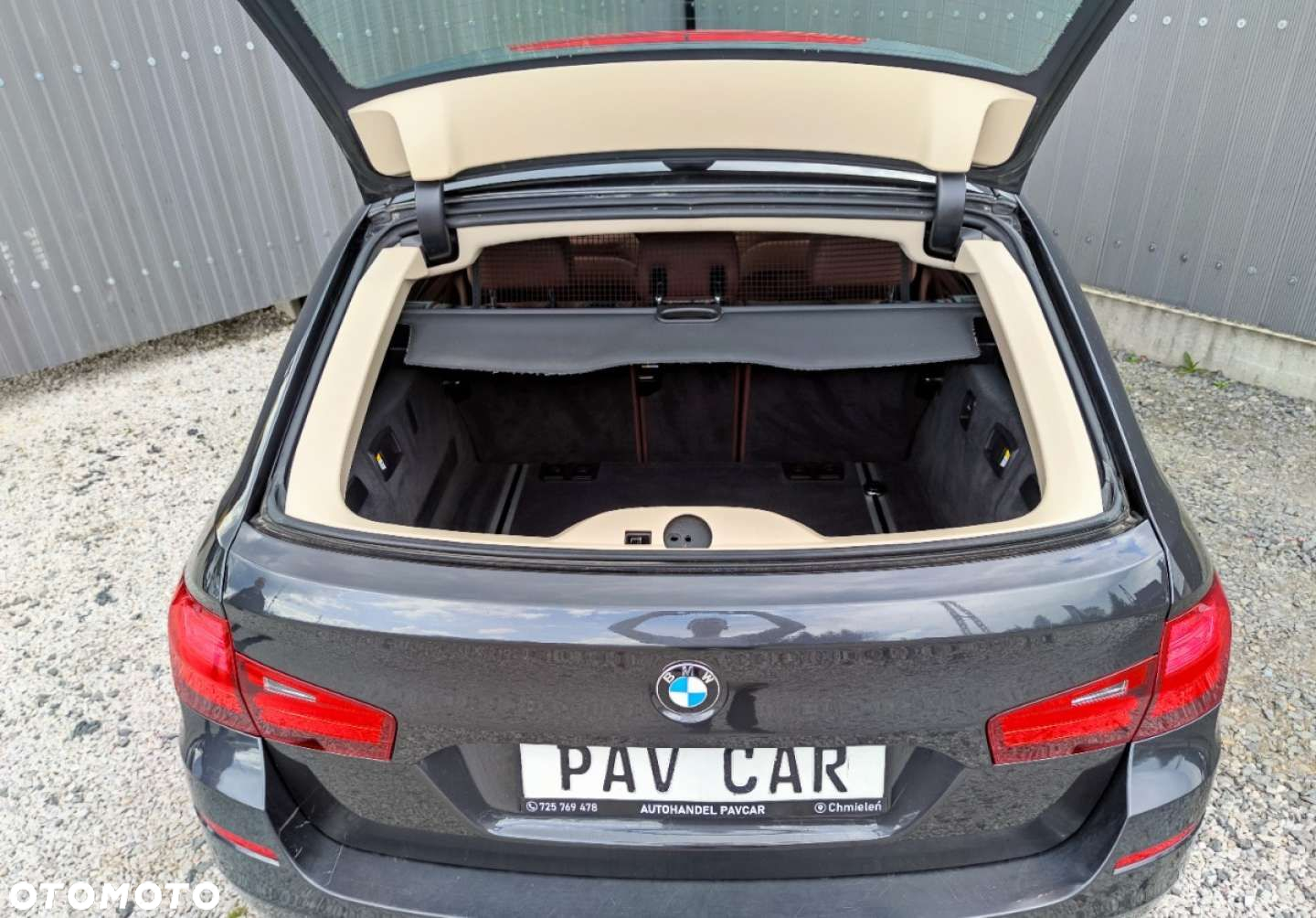 BMW Seria 5 520d Touring Sport Line - 11