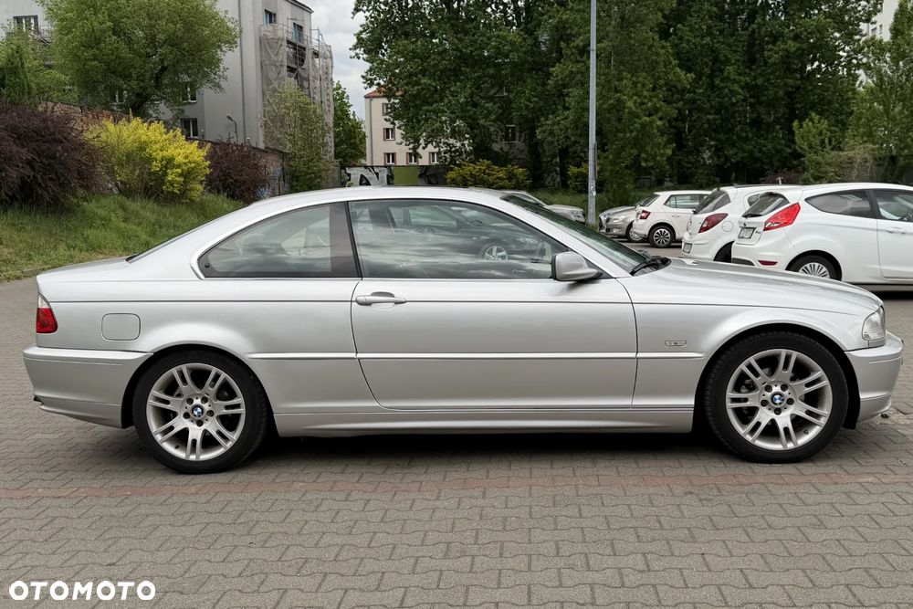 BMW Seria 3 323 CI - 7